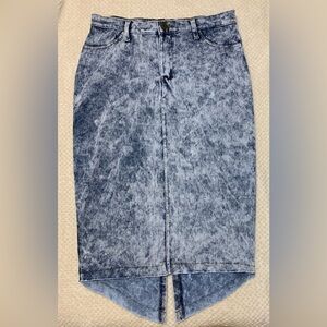 Juniors Thrill High Waist Midi Denim Pencil Skirt. Stretch with Split. Size L
